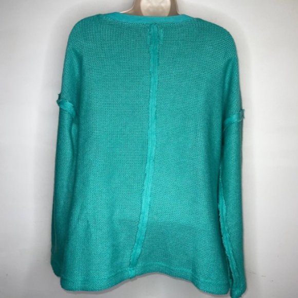 Dylan by True Grit XL V-Neck Sweater - Picture 2 of 3